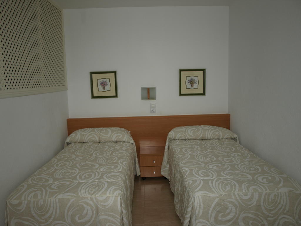 Apartaments Geminis Cambrils Kamer foto