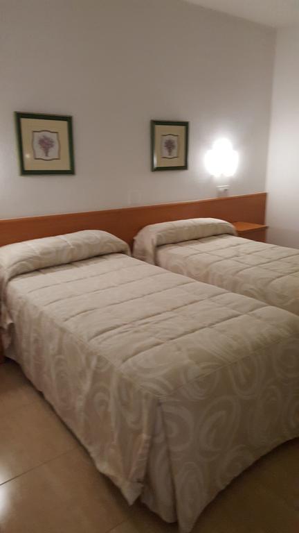 Apartaments Geminis Cambrils Buitenkant foto